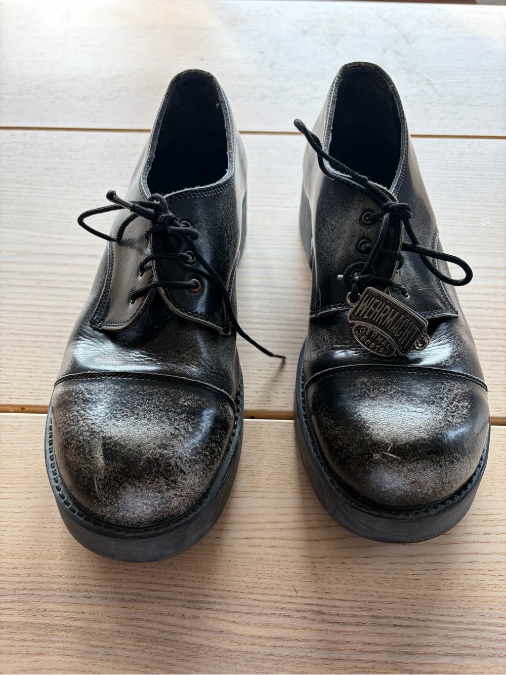 Wehrmacht German boots Men's Black Distressed Leather Lace-Up Oxfords